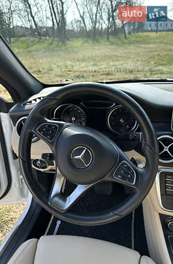 Седан Mercedes-Benz CLA-Class 2018 в 