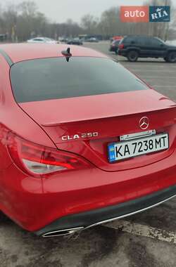Седан Mercedes-Benz CLA-Class 2018 в 