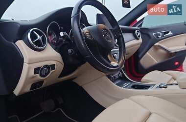 Седан Mercedes-Benz CLA-Class 2018 в 