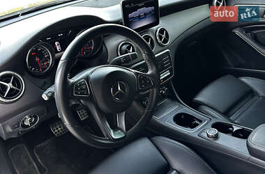 Седан Mercedes-Benz CLA-Class 2018 в 