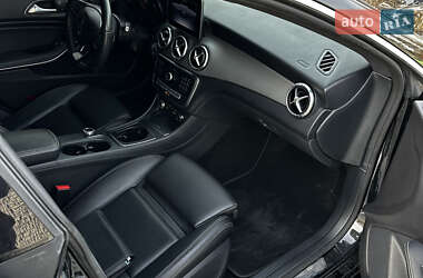Седан Mercedes-Benz CLA-Class 2018 в 