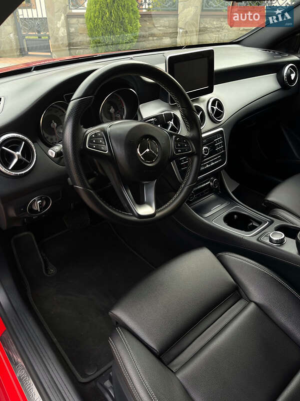 Седан Mercedes-Benz CLA-Class 2016 в Львове