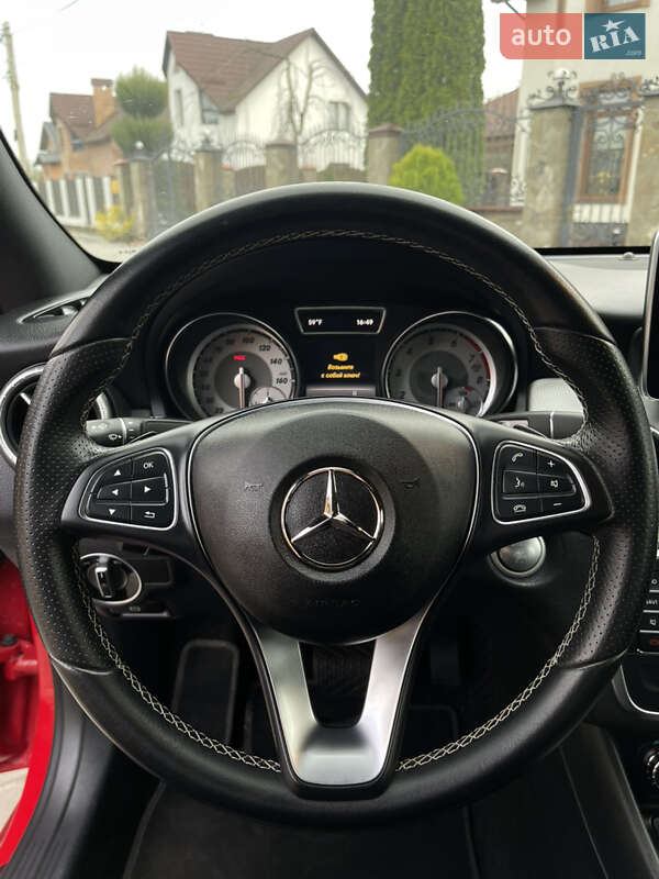 Седан Mercedes-Benz CLA-Class 2016 в Львове