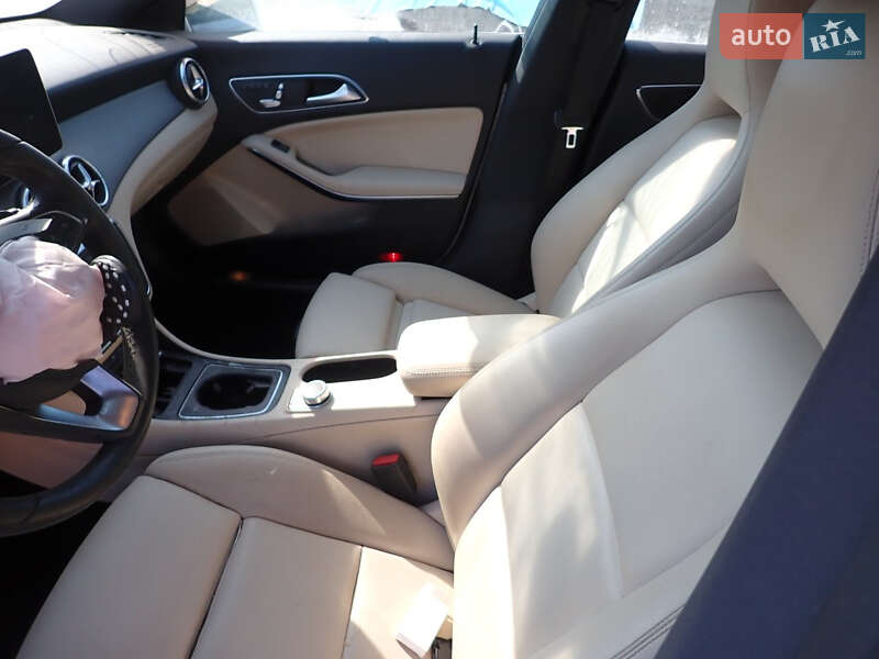 Седан Mercedes-Benz CLA-Class 2017 в Запоріжжі фото 4 Седан Mercedes-Benz CLA-Class 2017 в Запоріжжі