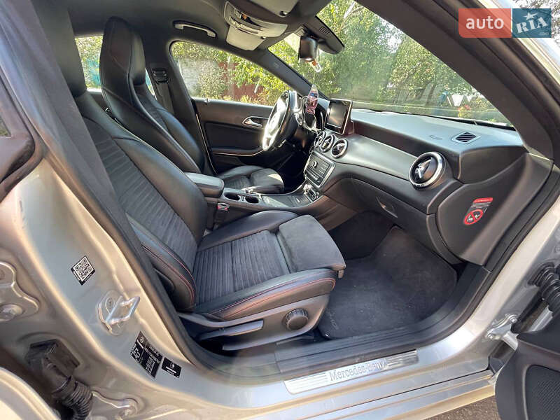 Седан Mercedes-Benz CLA-Class 2015 в Харкові