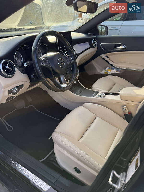 Седан Mercedes-Benz CLA-Class 2015 в Киеве