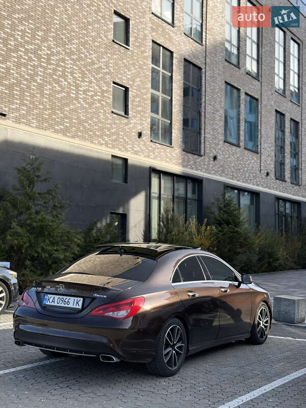 Седан Mercedes-Benz CLA-Class 2015 в Киеве