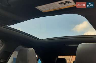 Седан Mercedes-Benz CLA-Class 2018 в 