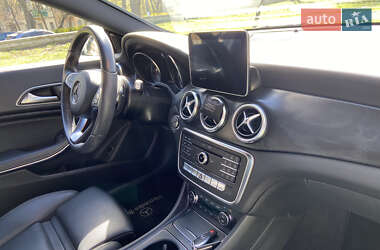 Седан Mercedes-Benz CLA-Class 2017 в 