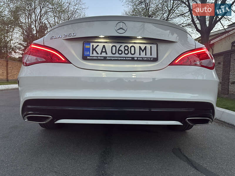 Седан Mercedes-Benz CLA-Class 2017 в Дніпрі