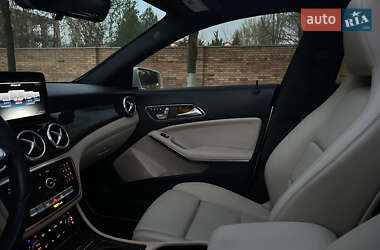 Седан Mercedes-Benz CLA-Class 2017 в 