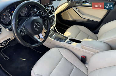 Седан Mercedes-Benz CLA-Class 2015 в 