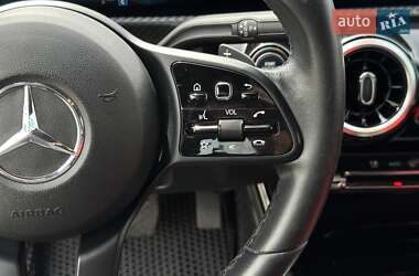 Седан Mercedes-Benz CLA-Class 2019 в 