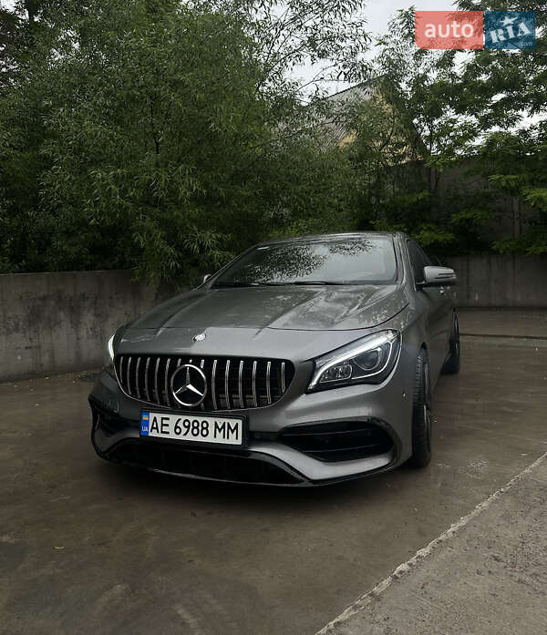 Седан Mercedes-Benz CLA-Class 2017 в Киеве