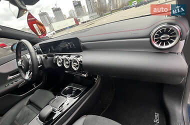 Седан Mercedes-Benz CLA-Class 2019 в 