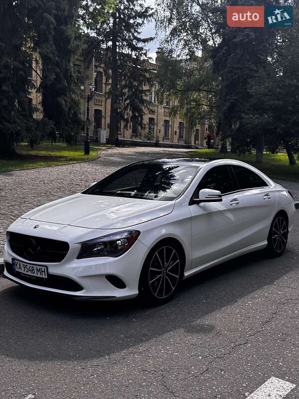 Седан Mercedes-Benz CLA-Class 2018 в 