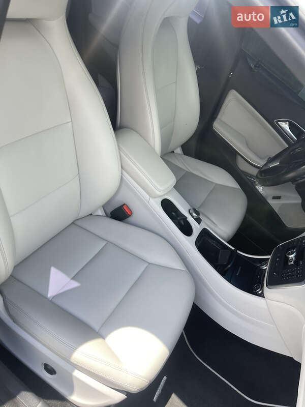 Седан Mercedes-Benz CLA-Class 2013 в Харкові