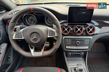 Седан Mercedes-Benz CLA-Class 2016 в 