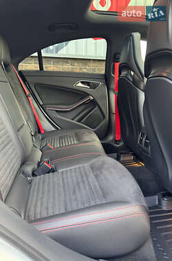 Седан Mercedes-Benz CLA-Class 2016 в 