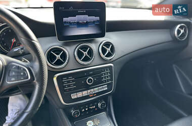 Седан Mercedes-Benz CLA-Class 2018 в 