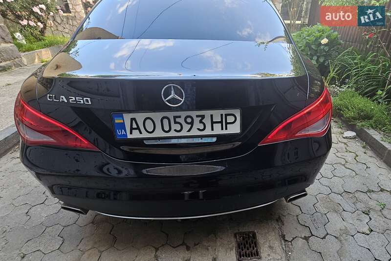 Седан Mercedes-Benz CLA-Class 2014 в Ужгороді