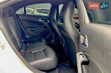 Седан Mercedes-Benz CLA-Class 2014 в 