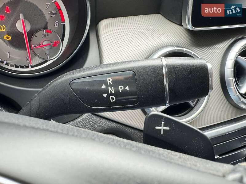Седан Mercedes-Benz CLA-Class 2014 в Львові