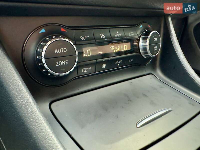 Седан Mercedes-Benz CLA-Class 2014 в Львові