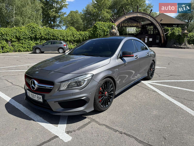 Седан Mercedes-Benz CLA-Class 2014 в Днепре