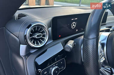 Седан Mercedes-Benz CLA-Class 2020 в 