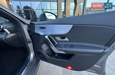 Седан Mercedes-Benz CLA-Class 2020 в 