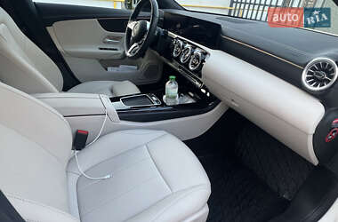 Седан Mercedes-Benz CLA-Class 2024 в 