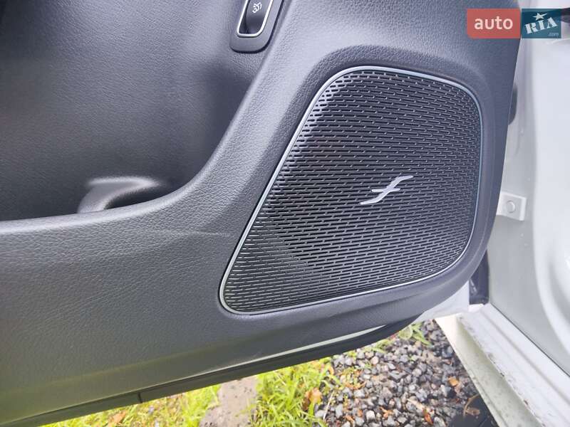 Седан Mercedes-Benz CLA-Class 2024 в Киеве