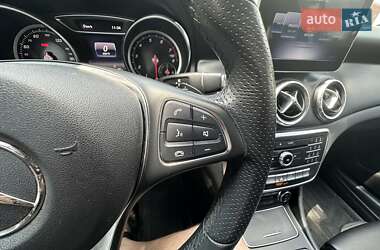 Седан Mercedes-Benz CLA-Class 2019 в 