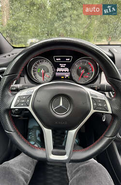 Седан Mercedes-Benz CLA-Class 2013 в 
