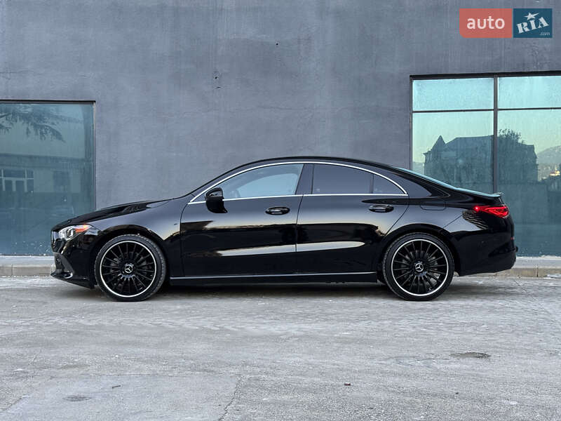 Седан Mercedes-Benz CLA-Class 2019 в Киеве