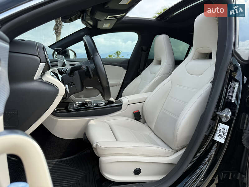 Седан Mercedes-Benz CLA-Class 2019 в Киеве
