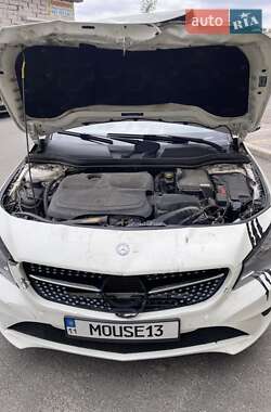 Седан Mercedes-Benz CLA-Class 2015 в 