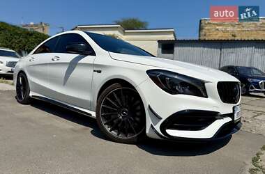 Седан Mercedes-Benz CLA-Class 2019 в 