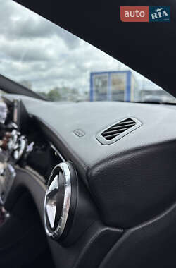 Седан Mercedes-Benz CLA-Class 2013 в 