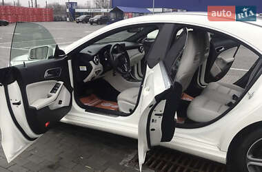 Седан Mercedes-Benz CLA-Class 2013 в 