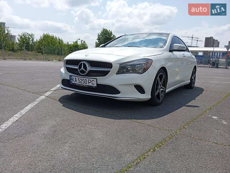 Седан Mercedes-Benz CLA-Class 2016 в Киеве