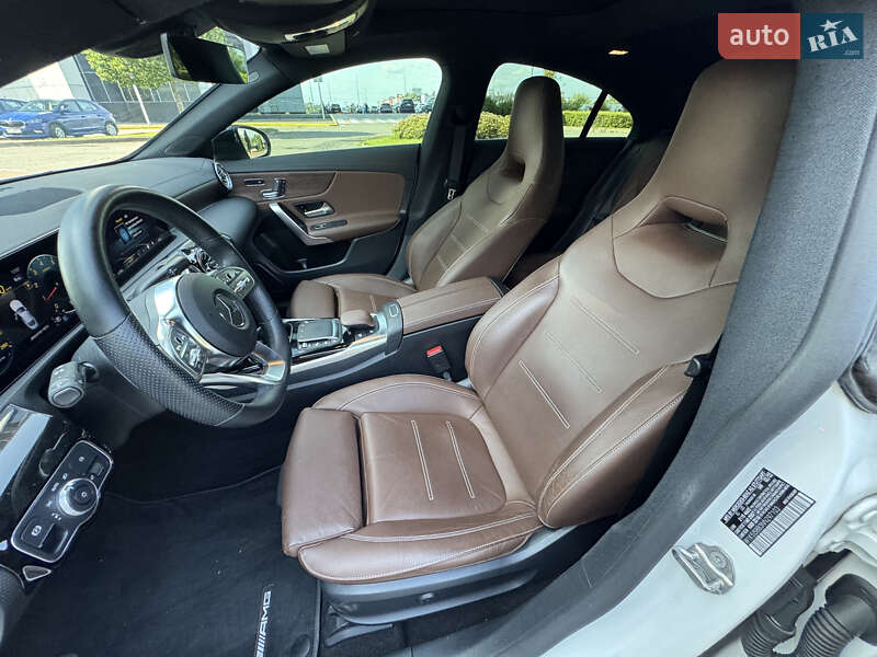 Седан Mercedes-Benz CLA-Class 2022 в Києві