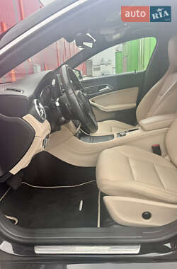 Седан Mercedes-Benz CLA-Class 2014 в 