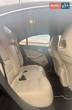 Седан Mercedes-Benz CLA-Class 2014 в 