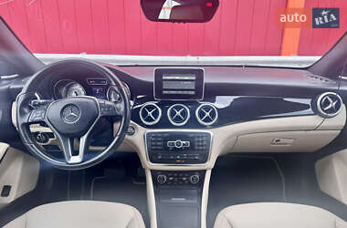 Седан Mercedes-Benz CLA-Class 2014 в 