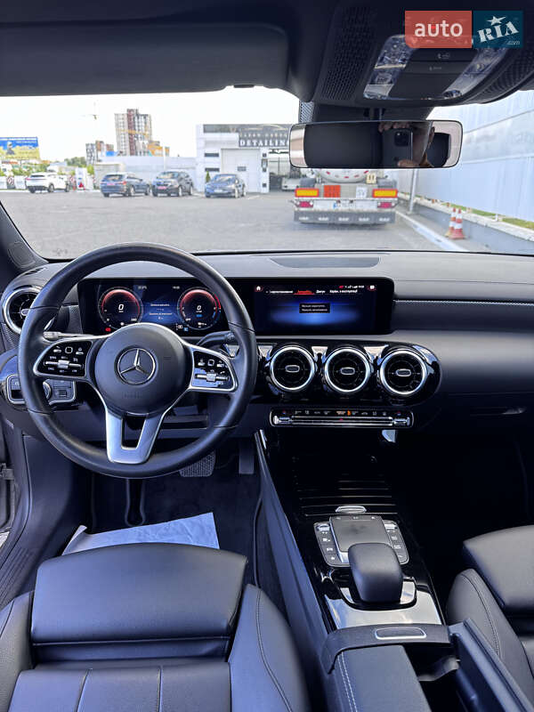 Универсал Mercedes-Benz CLA-Class 2020 в Киеве фото 27 Универсал Mercedes-Benz CLA-Class 2020 в Киеве