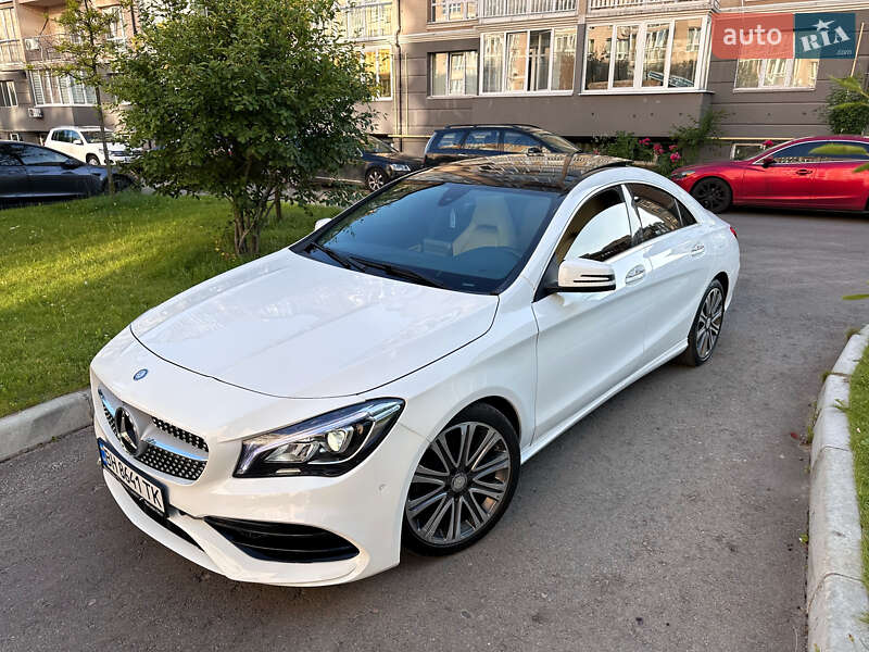 Седан Mercedes-Benz CLA-Class 2018 в Киеве