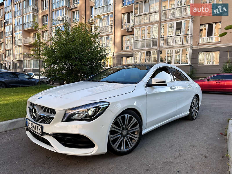 Седан Mercedes-Benz CLA-Class 2018 в Киеве