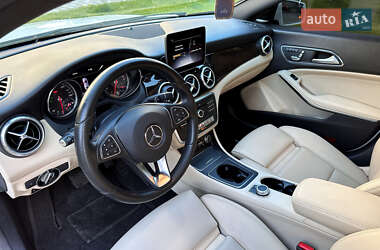 Седан Mercedes-Benz CLA-Class 2018 в 